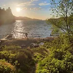 Nydelig Leilighet- Solrik/2 Balkonger Apartman *