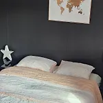 Nydelig Leilighet- Solrik/2 Balkonger 公寓 *