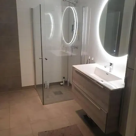 Nydelig Leilighet- Solrik/2 Balkonger 公寓 Seim (Alver)