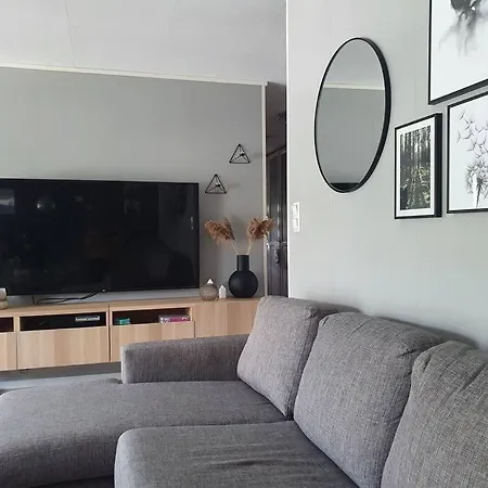 Apartamento Nydelig Leilighet- Solrik/2 Balkonger