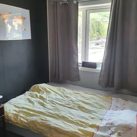 公寓 Nydelig Leilighet- Solrik/2 Balkonger Seim (Alver)