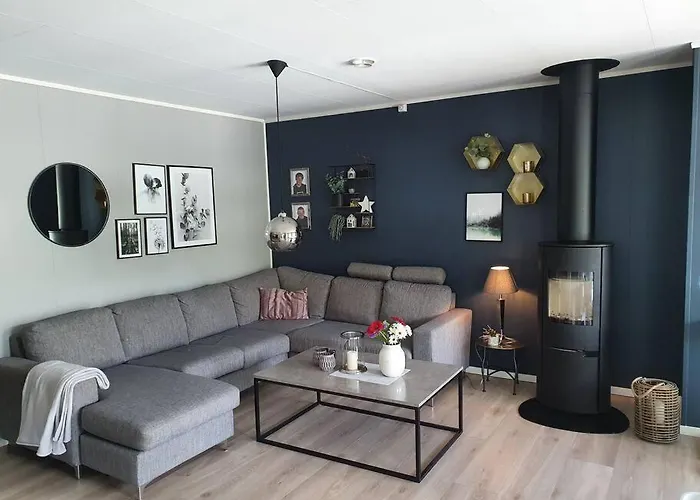 Nydelig Leilighet- Solrik/2 Balkonger Apartamento Seim (Alver)